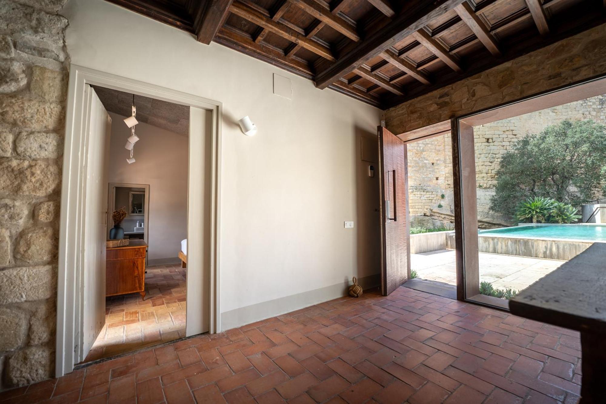 Deco - Casa Castell De Ператалада Екстериор снимка